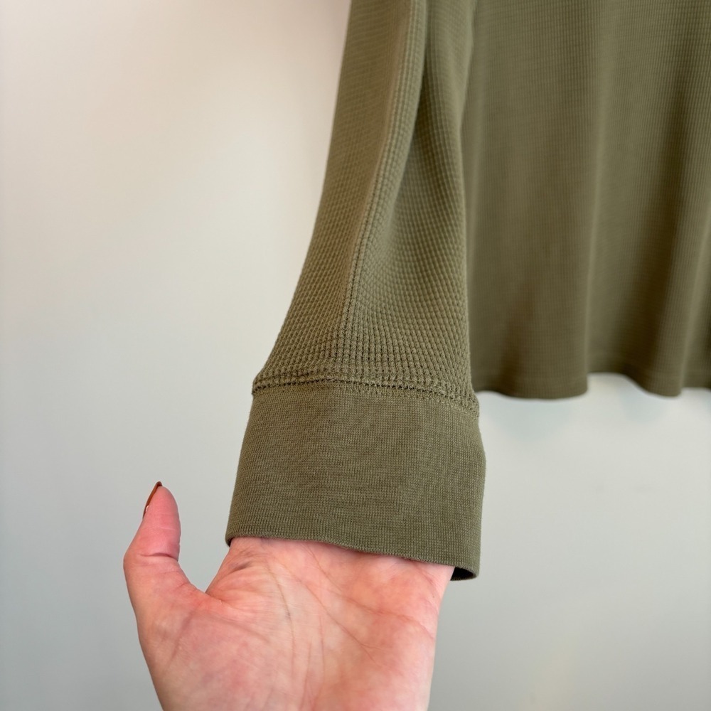 H&M Men's Size Large Long Sleeve Thermal Army Green Waffle Knit Gorpcore Casual - Picture 3 of 8